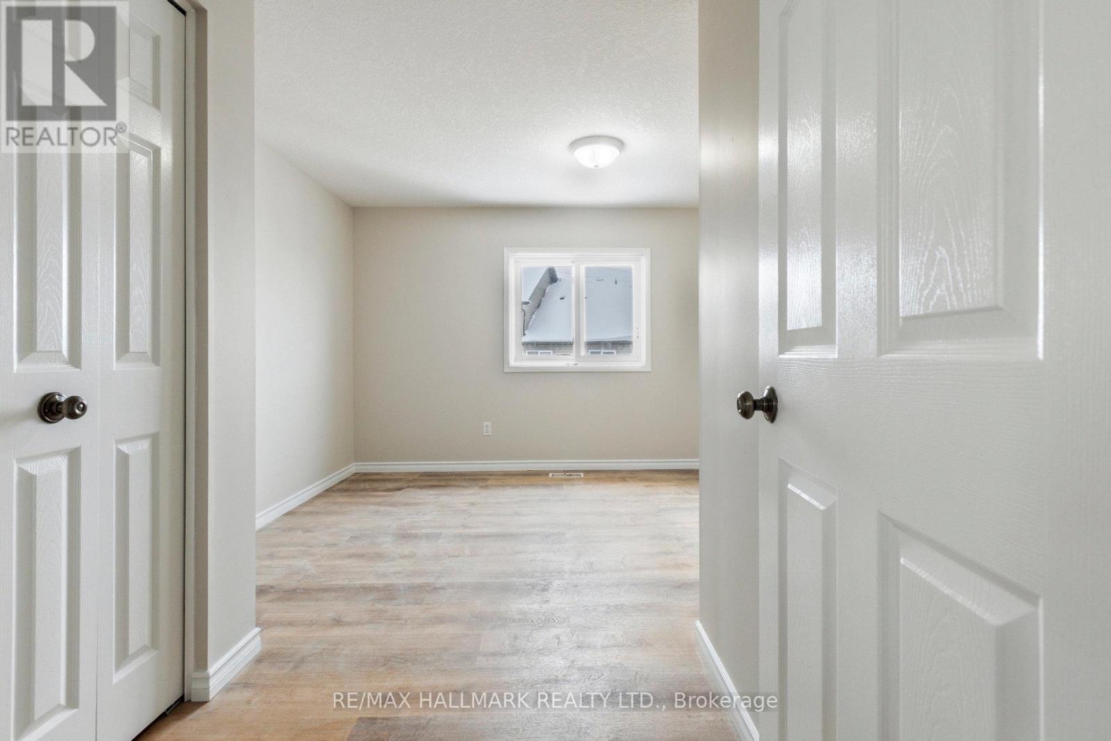 213 SNOWDROP CRESCENT, Kitchener, Ontario, N2E4C2 — Photo 26