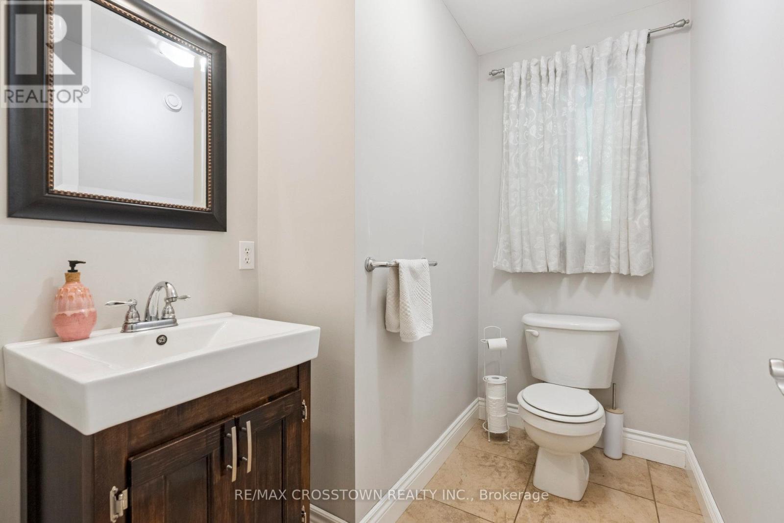 19 GILLESPIE TRAIL S, Essa, Ontario, L3W0V1 — Photo 15