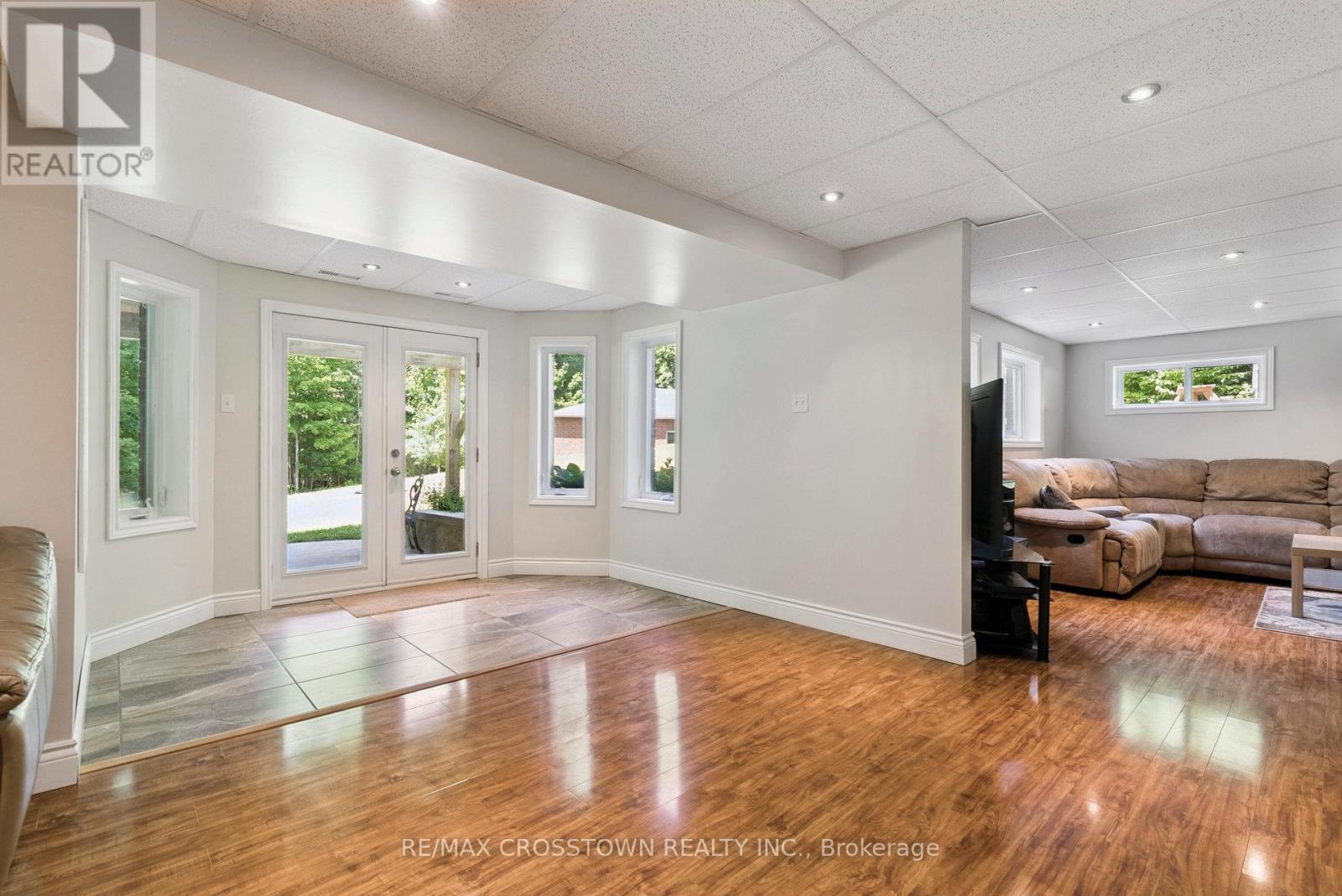 19 GILLESPIE TRAIL S, Essa, Ontario, L3W0V1 — Photo 30