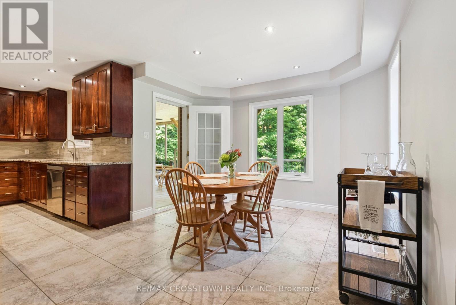 19 GILLESPIE TRAIL S, Essa, Ontario, L3W0V1 — Photo 7
