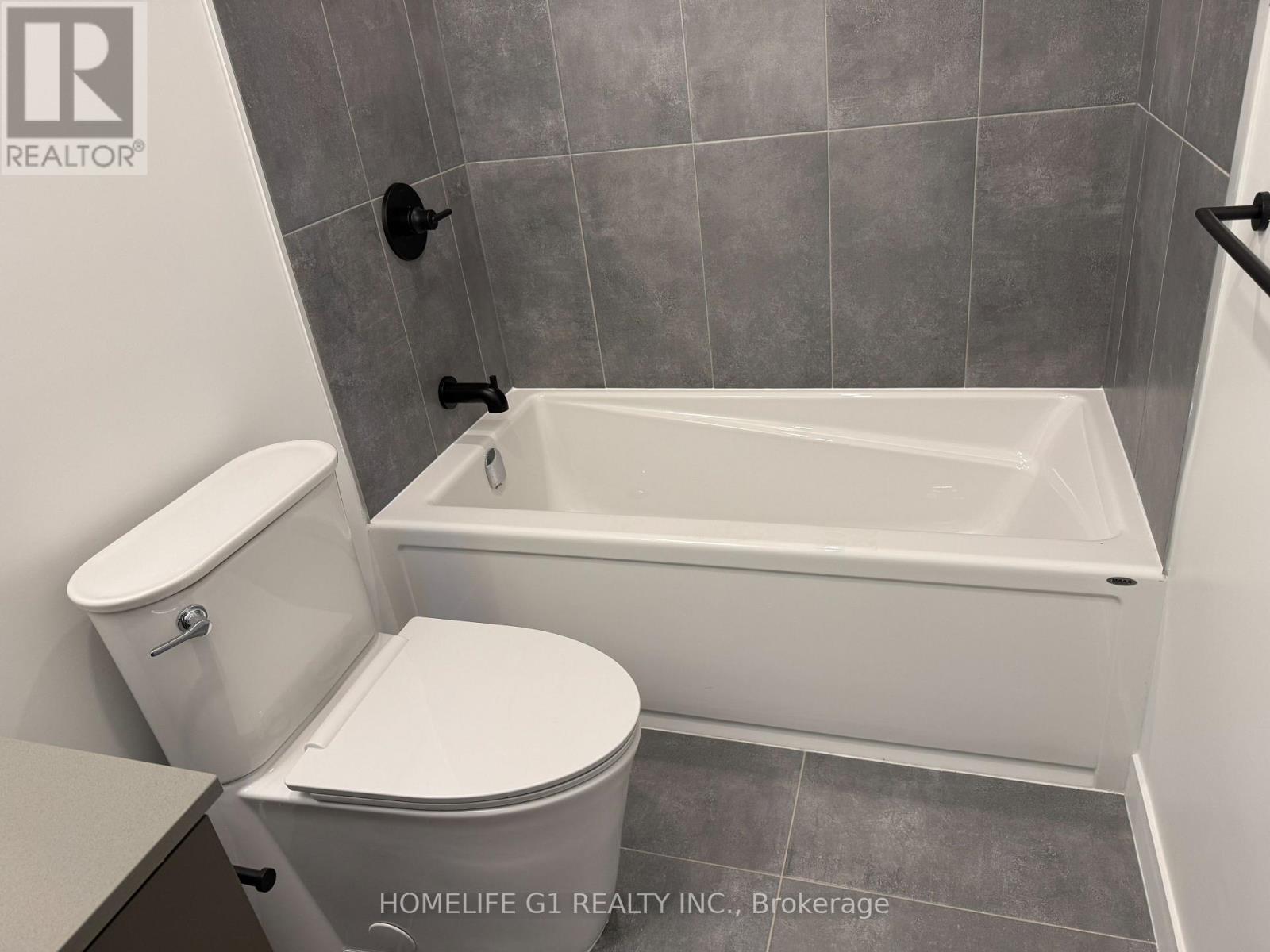 207 - 4878 POWERS COMMON, Burlington (Alton), Ontario, L7M0W7 — Photo 5