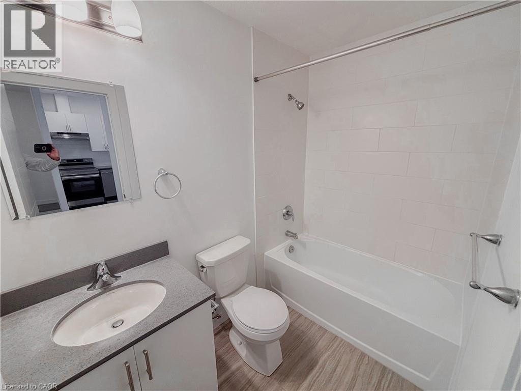 1434 HIGHLAND Road W Unit# 209, Kitchener, Ontario, N2N0C8 — Photo 6