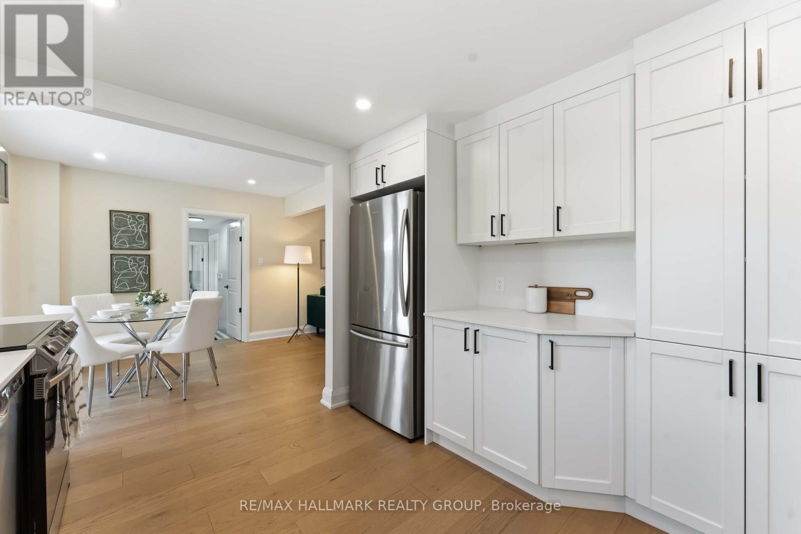 19 KINGSFORD CRESCENT, Ottawa, Ontario, K2K1T5 — Photo 10