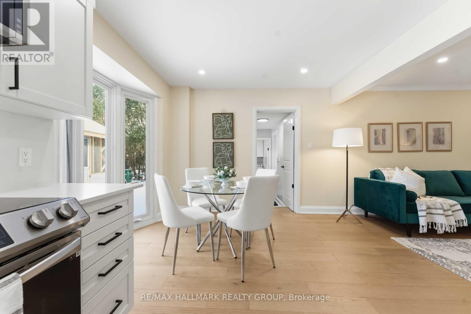 19 KINGSFORD CRESCENT, Ottawa, Ontario, K2K1T5 — Photo 12