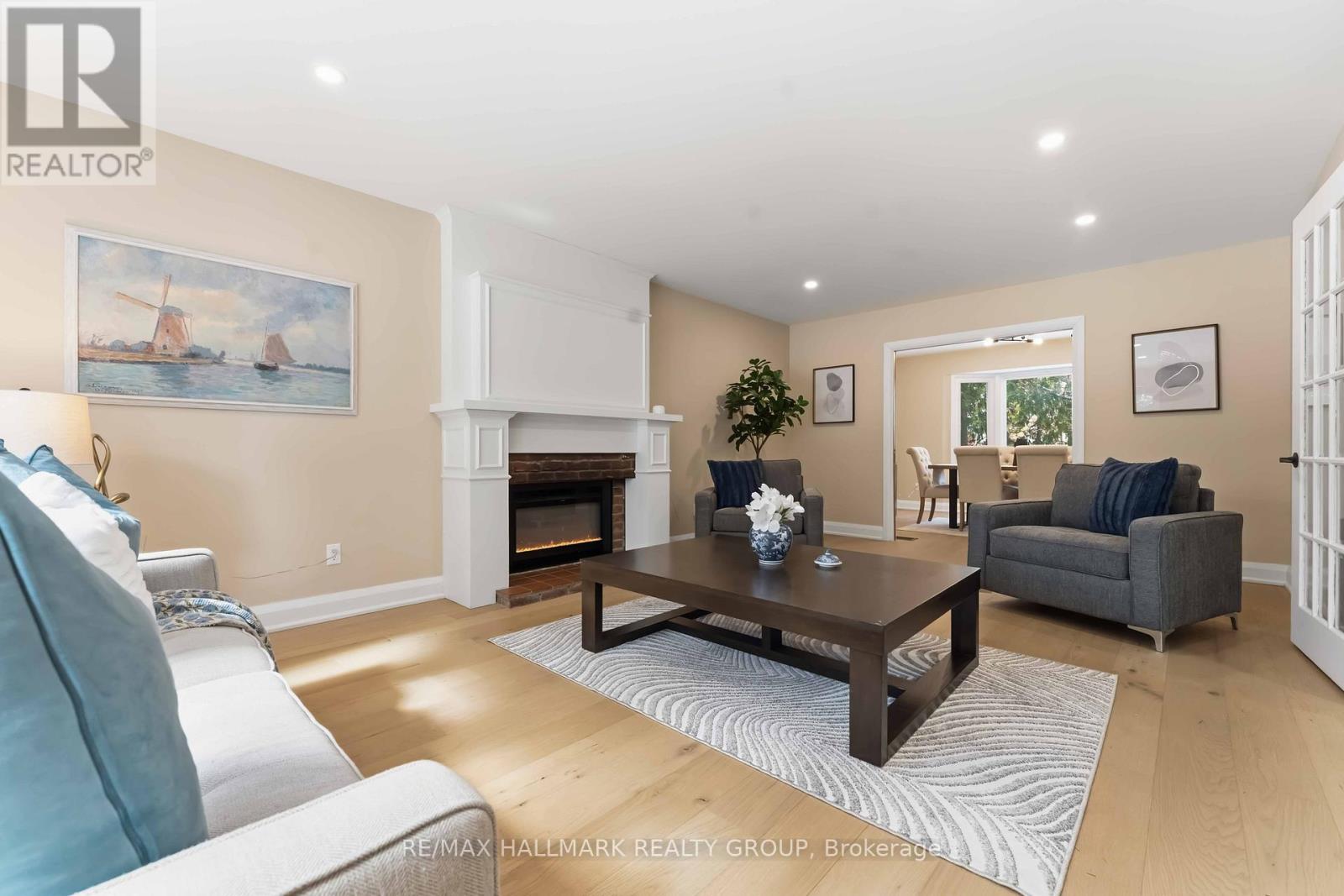 19 KINGSFORD CRESCENT, Ottawa, Ontario, K2K1T5 — Photo 4