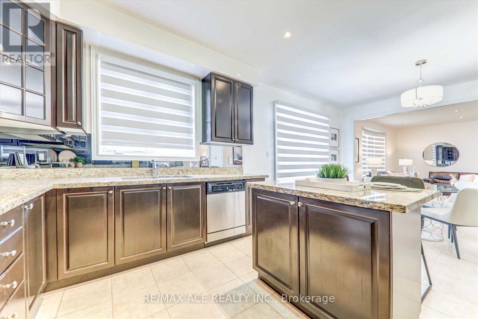 46 PUREBROOK CRESCENT, Brampton (Brampton East), Ontario, L6P2P5 — Photo 14