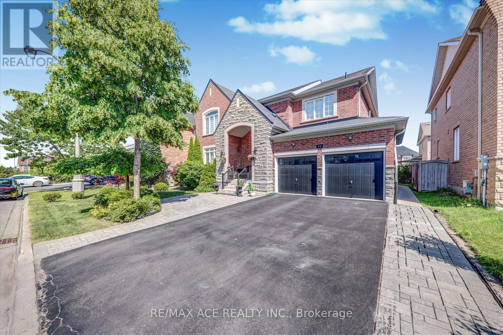 46 PUREBROOK CRESCENT, Brampton (Brampton East), Ontario, L6P2P5 — Photo 2
