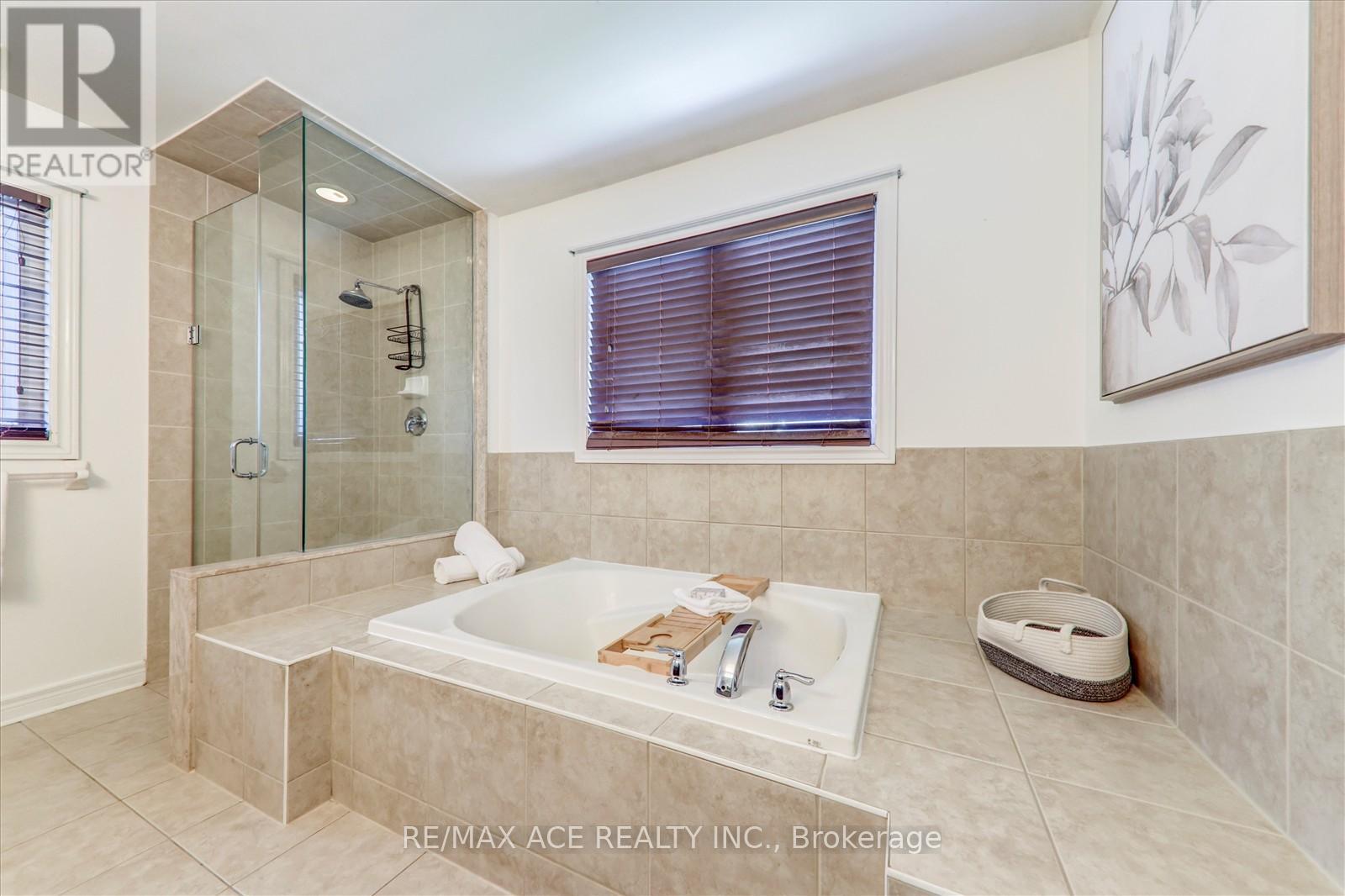 46 PUREBROOK CRESCENT, Brampton (Brampton East), Ontario, L6P2P5 — Photo 24