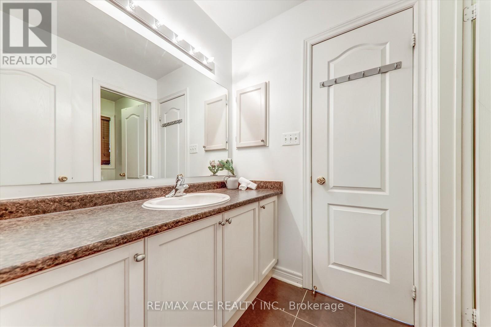 46 PUREBROOK CRESCENT, Brampton (Brampton East), Ontario, L6P2P5 — Photo 29