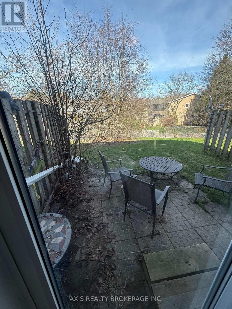 5 - 649 ALBERT STREET, Waterloo, Ontario, N2L3V5 — Photo 5