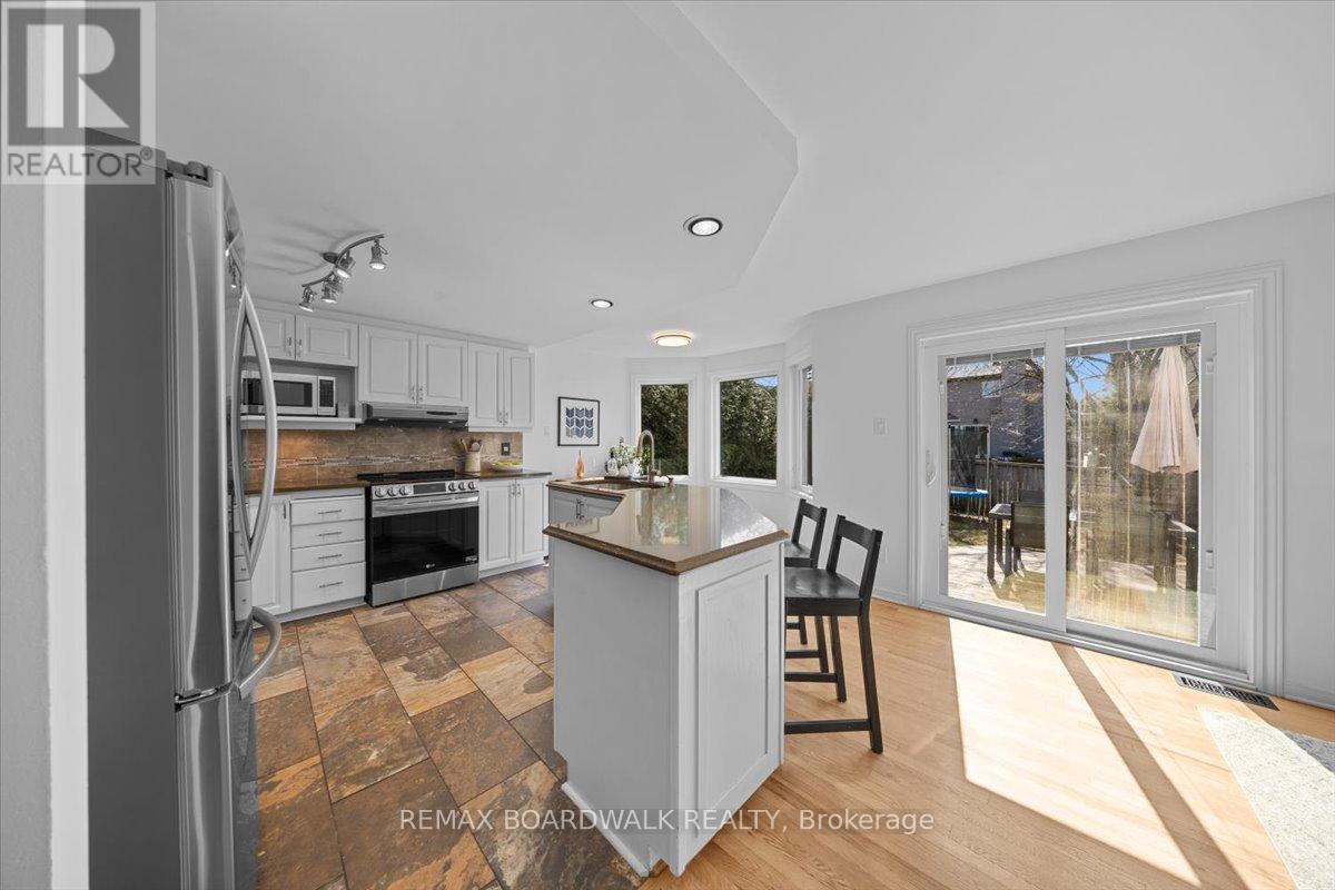 1715 TEAKDALE AVENUE, Ottawa, Ontario, K1C6M8 — Photo 5