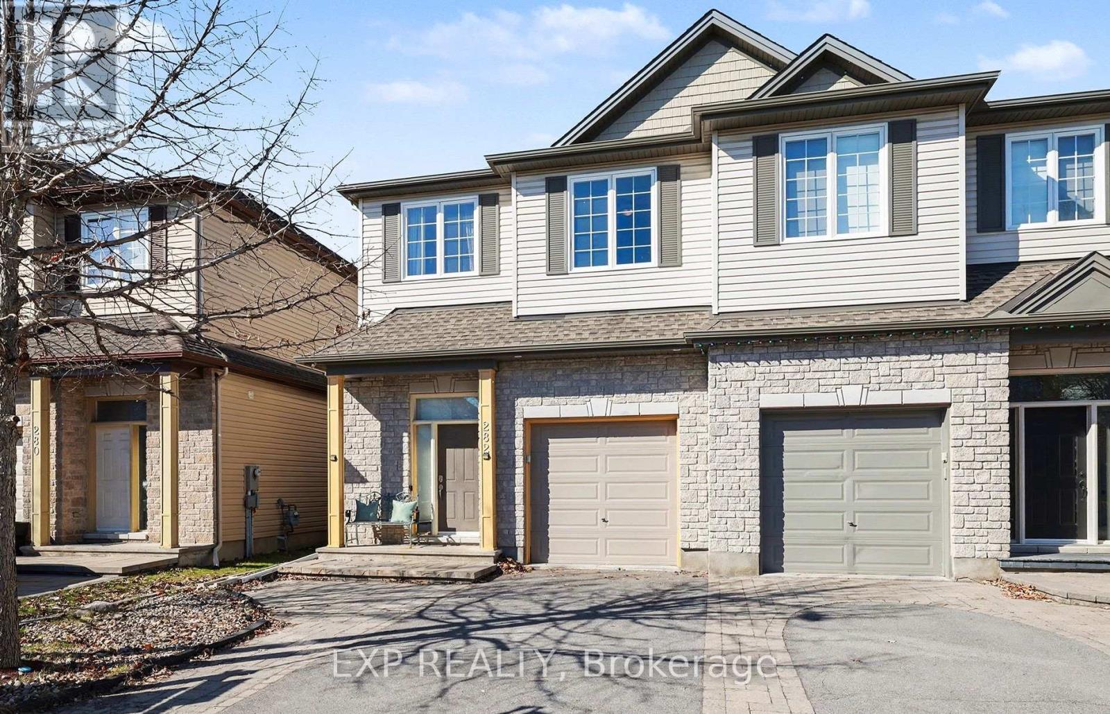 282 BROXBURN CRESCENT, Ottawa, Ontario, K2J0P1 — Photo 2