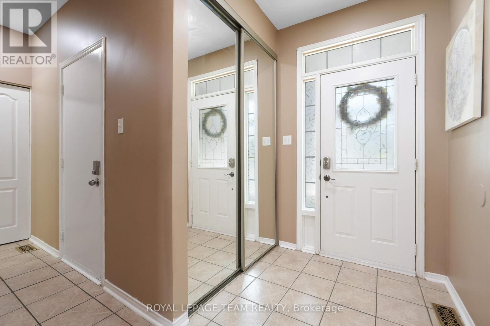29 APPLE CREEK CRESCENT, Ottawa, Ontario, K2M2N3 — Photo 7