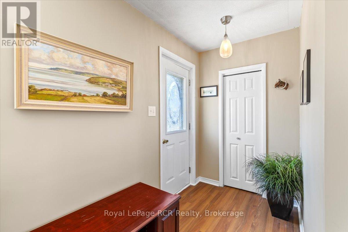 610 13TH STREET, Hanover, Ontario, N4N1Y8 — Photo 2