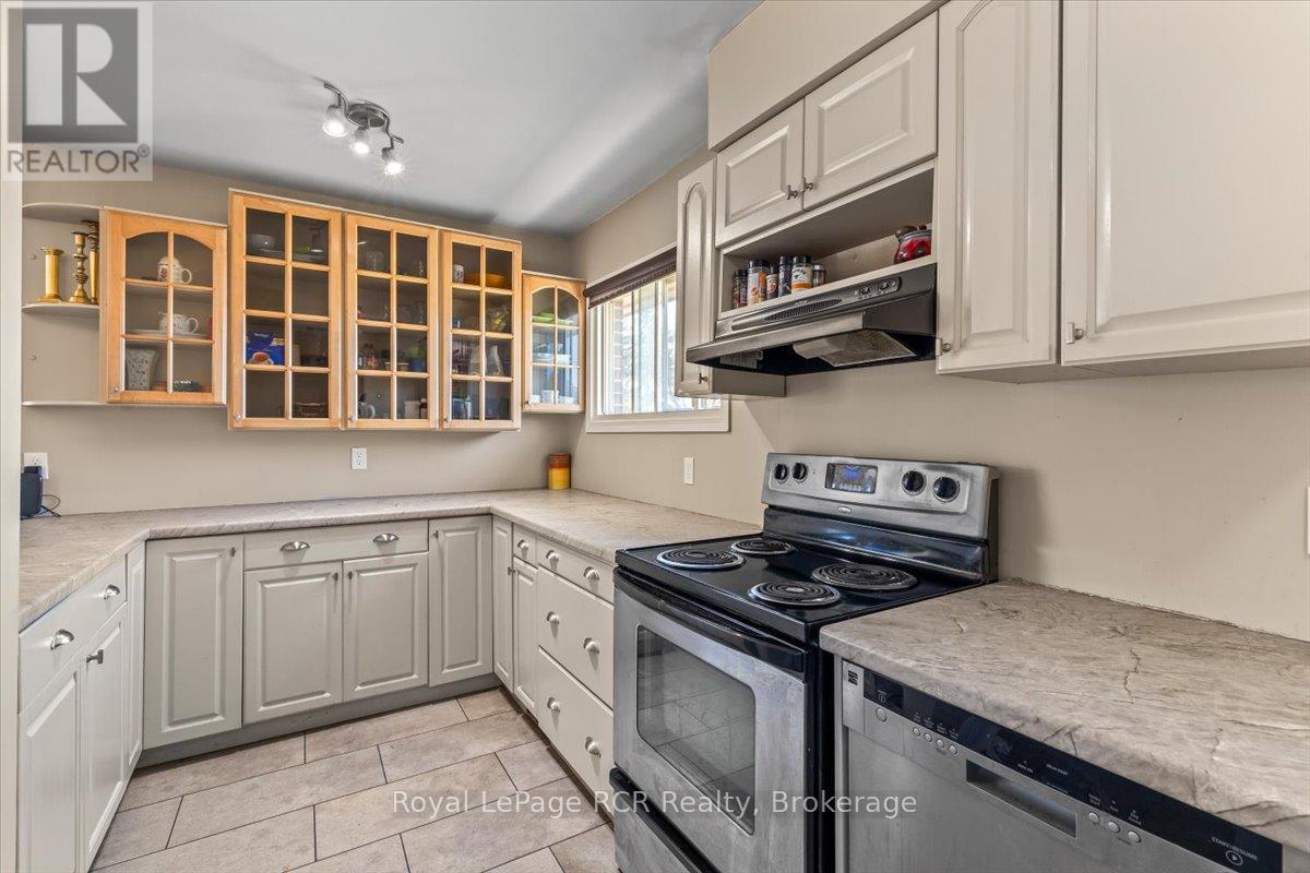 610 13TH STREET, Hanover, Ontario, N4N1Y8 — Photo 6
