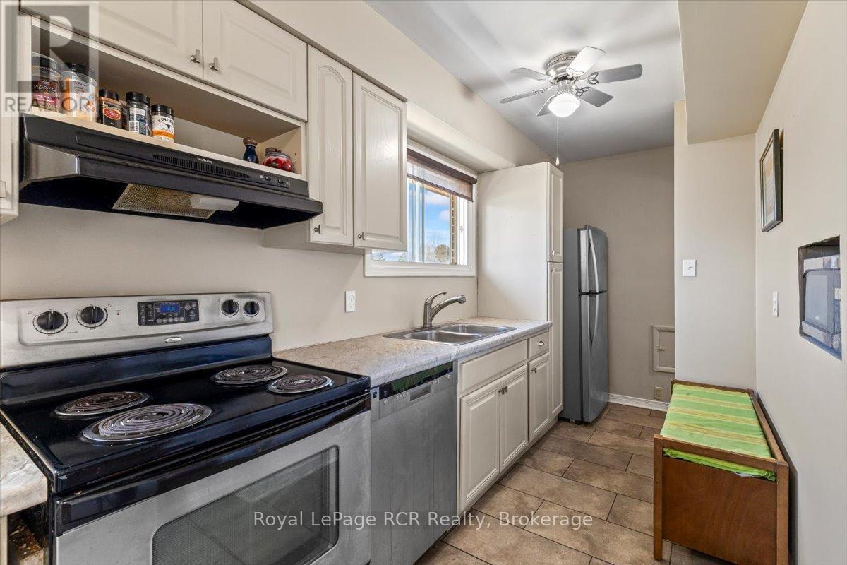 610 13TH STREET, Hanover, Ontario, N4N1Y8 — Photo 8