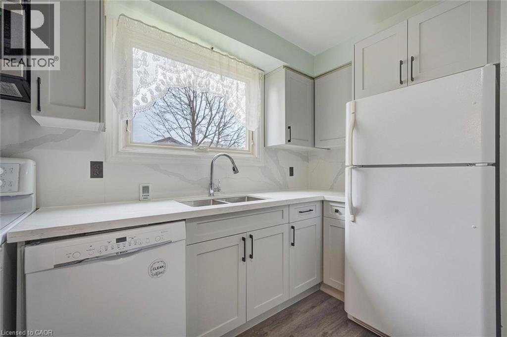 84 SUTHERLAND Avenue, Brampton, Ontario, L6V2H7 — Photo 15