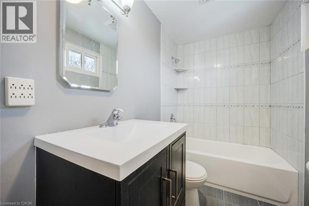 84 SUTHERLAND Avenue, Brampton, Ontario, L6V2H7 — Photo 24