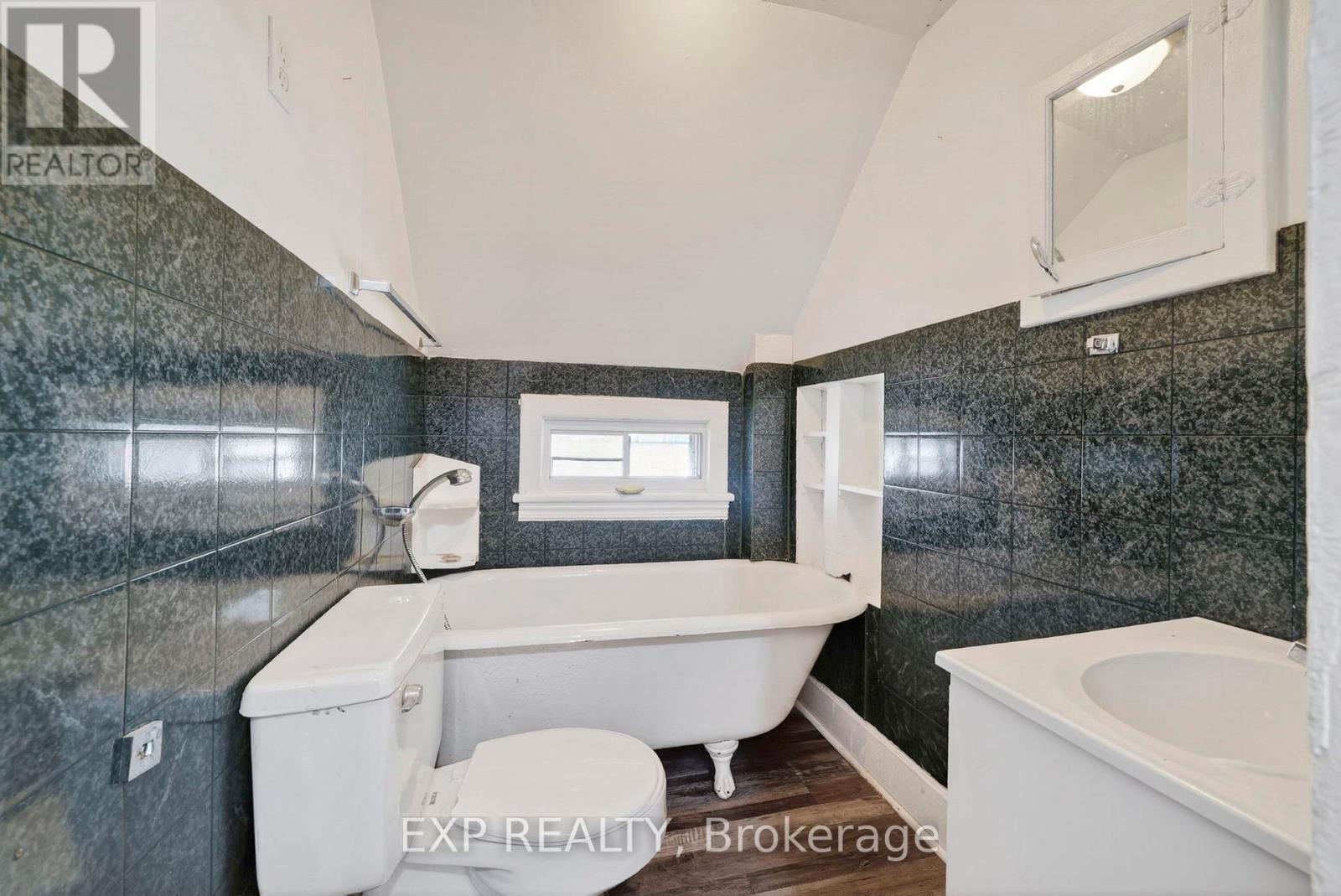 231 WATER STREET W, Cornwall, Ontario, K6J1A4 — Photo 19