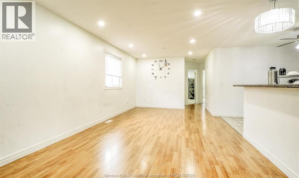1694 SAGEBRUSH COURT, Windsor, Ontario, N9G3B8 — Photo 4