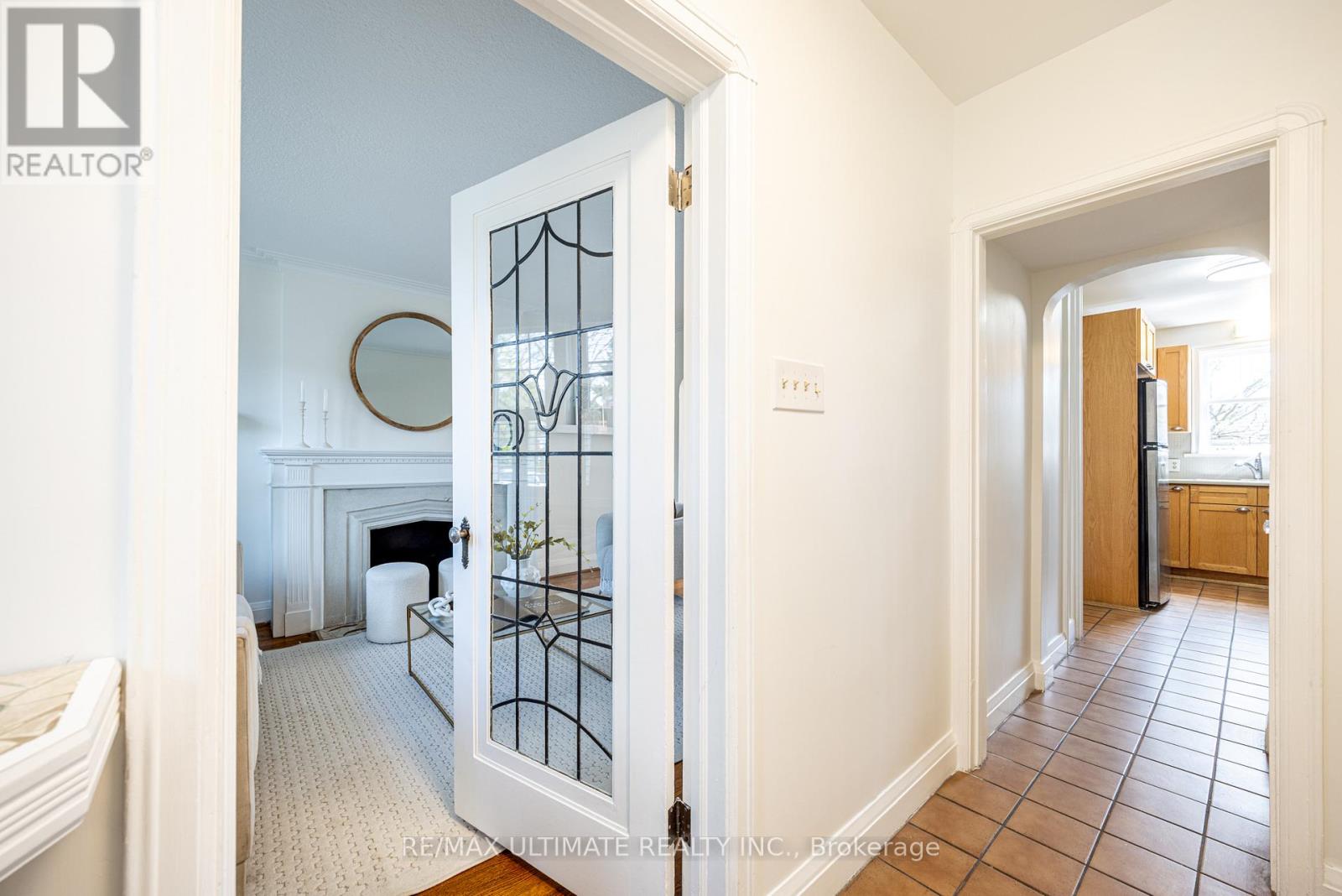 165 DIVADALE DRIVE, Toronto (Leaside), Ontario, M4G2P5 — Photo 7