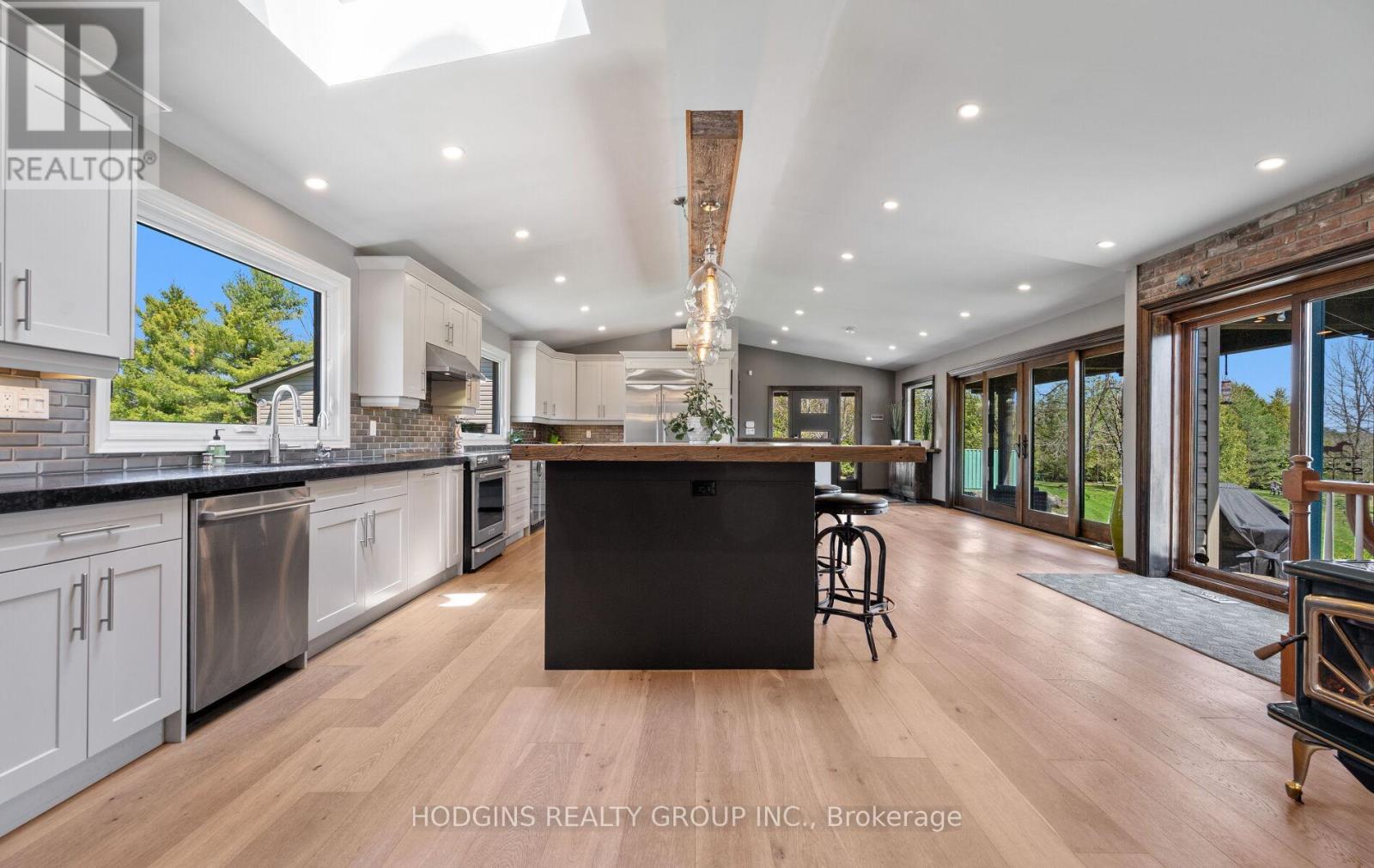 5136 15 SIDE ROAD, Milton (NA Rural Nassagaweya), Ontario, L9T2X7 — Photo 15