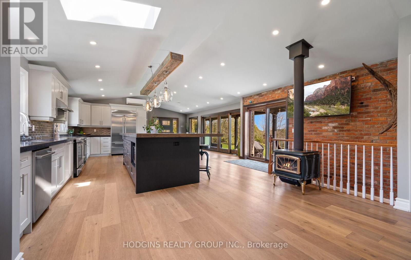 5136 15 SIDE ROAD, Milton (NA Rural Nassagaweya), Ontario, L9T2X7 — Photo 16