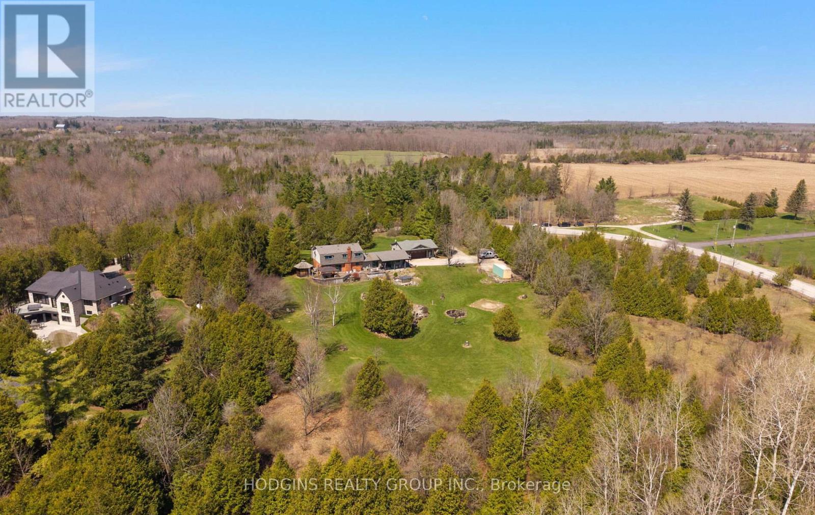 5136 15 SIDE ROAD, Milton (NA Rural Nassagaweya), Ontario, L9T2X7 — Photo 2