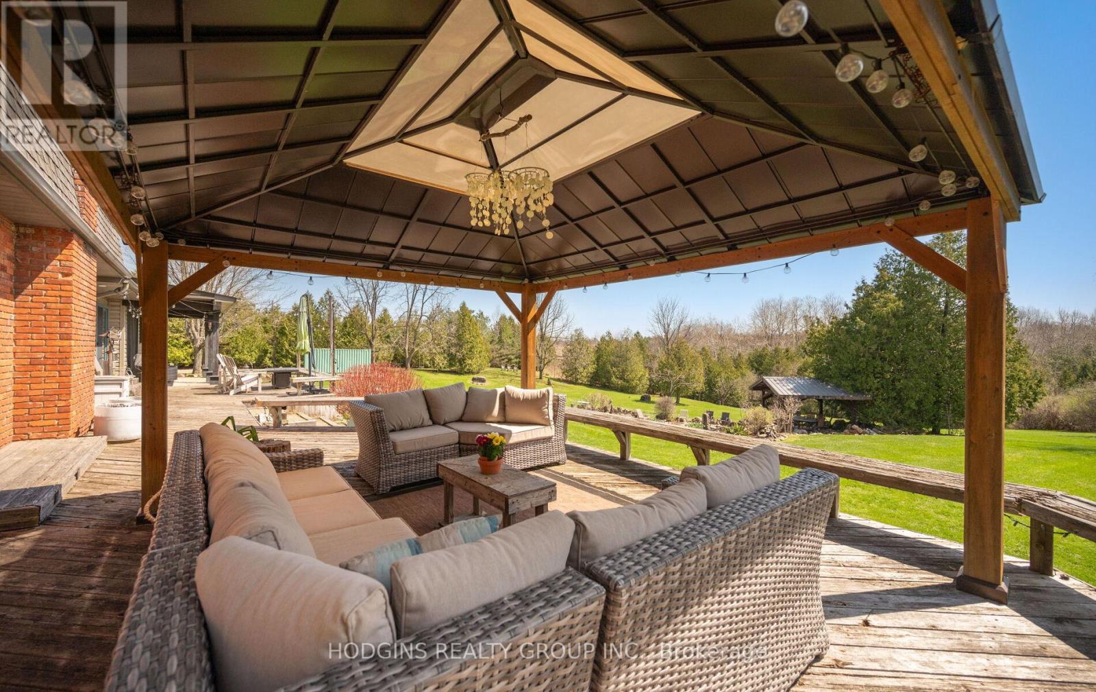 5136 15 SIDE ROAD, Milton (NA Rural Nassagaweya), Ontario, L9T2X7 — Photo 39