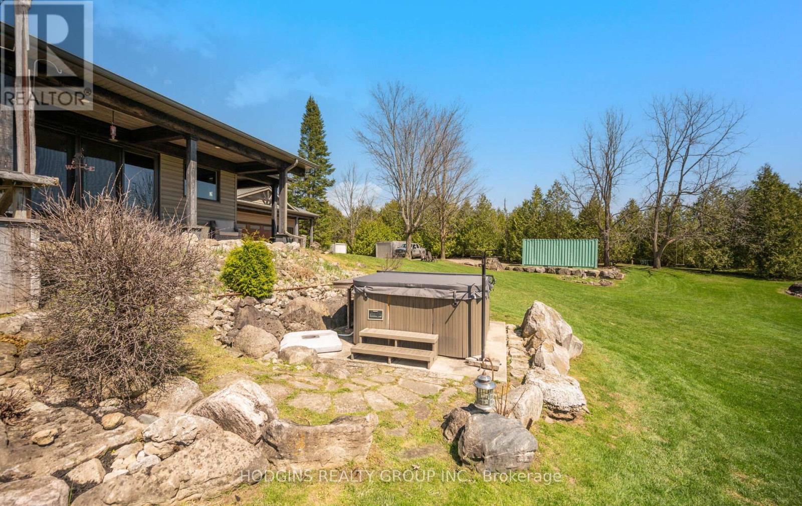 5136 15 SIDE ROAD, Milton (NA Rural Nassagaweya), Ontario, L9T2X7 — Photo 40