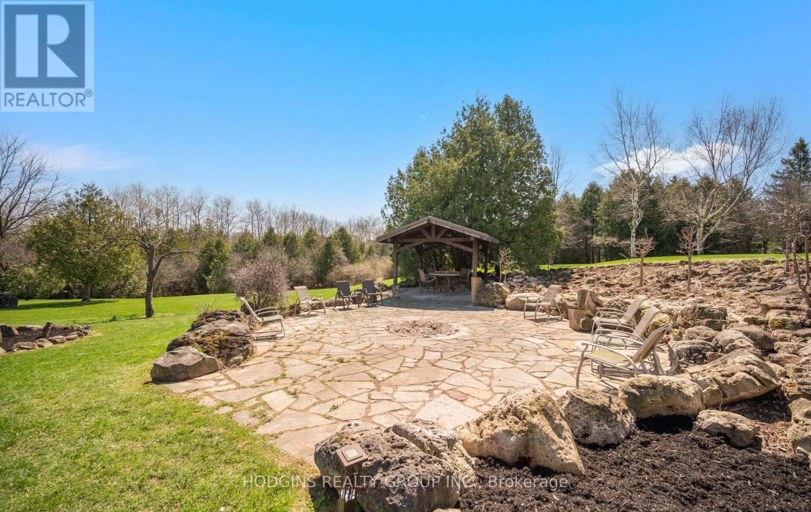 5136 15 SIDE ROAD, Milton (NA Rural Nassagaweya), Ontario, L9T2X7 — Photo 42