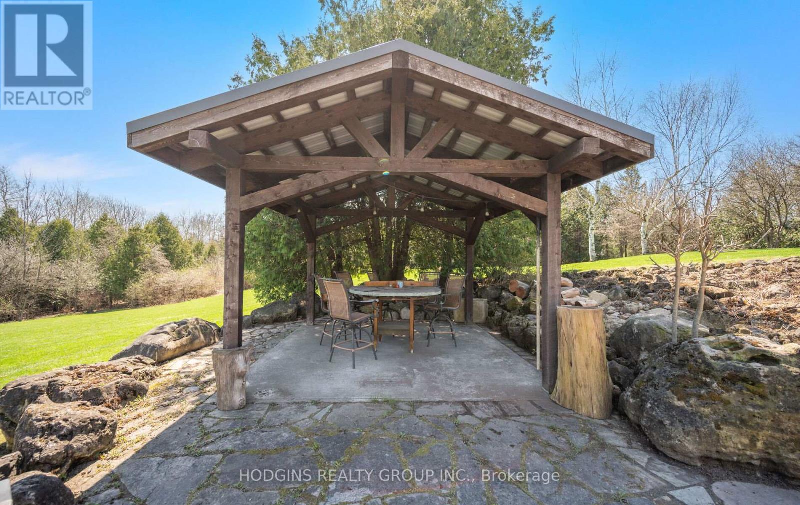 5136 15 SIDE ROAD, Milton (NA Rural Nassagaweya), Ontario, L9T2X7 — Photo 43