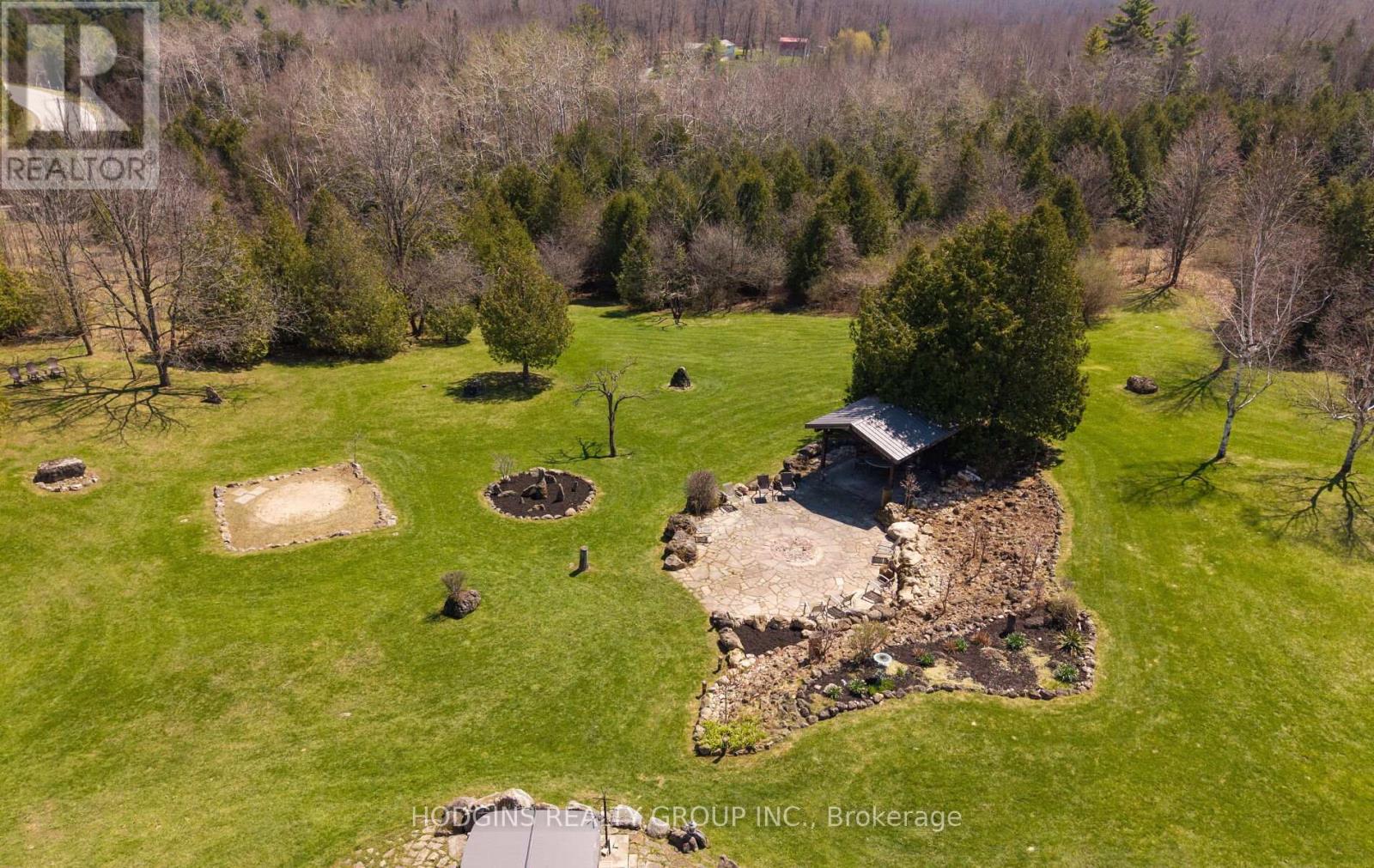 5136 15 SIDE ROAD, Milton (NA Rural Nassagaweya), Ontario, L9T2X7 — Photo 7