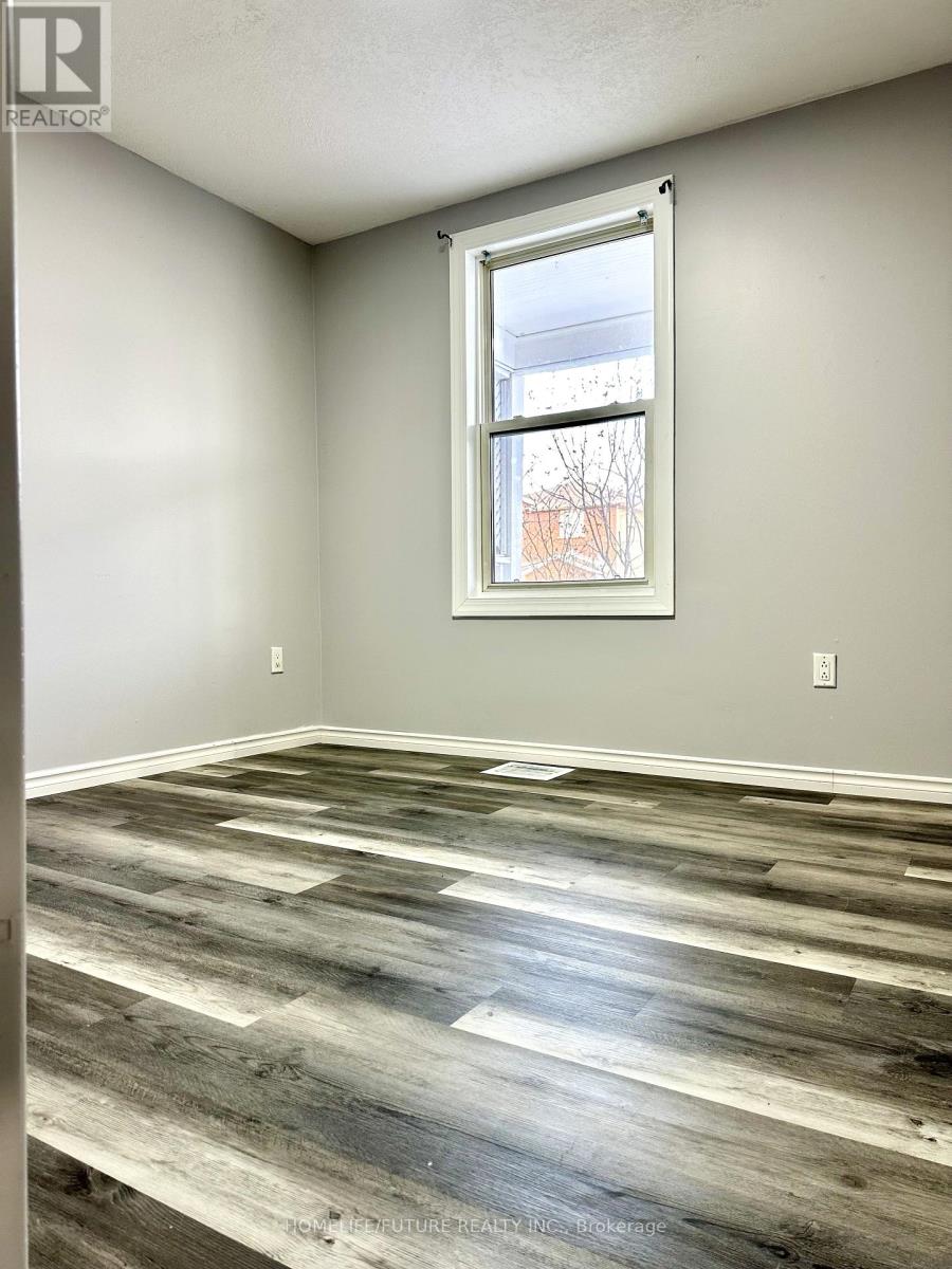 117 HARMONY AVENUE, Hamilton (Homeside), Ontario, L8H4Y2 — Photo 4