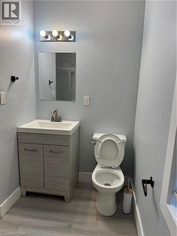 161 KENILWORTH Avenue N, Hamilton, Ontario, L8H4R9 — Photo 2