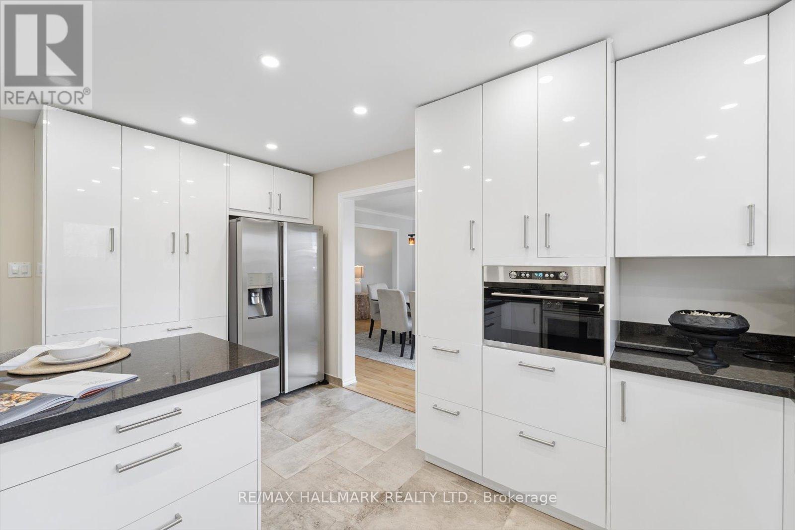 1156 GLOUCESTER SQUARE, Pickering (Liverpool), Ontario, L1V3P6 — Photo 12