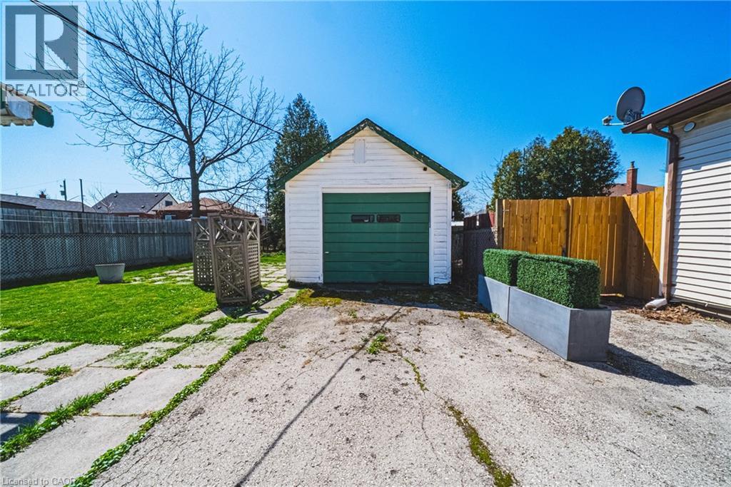 28 MUNN Street, Hamilton, Ontario, L8V1J9 — Photo 2