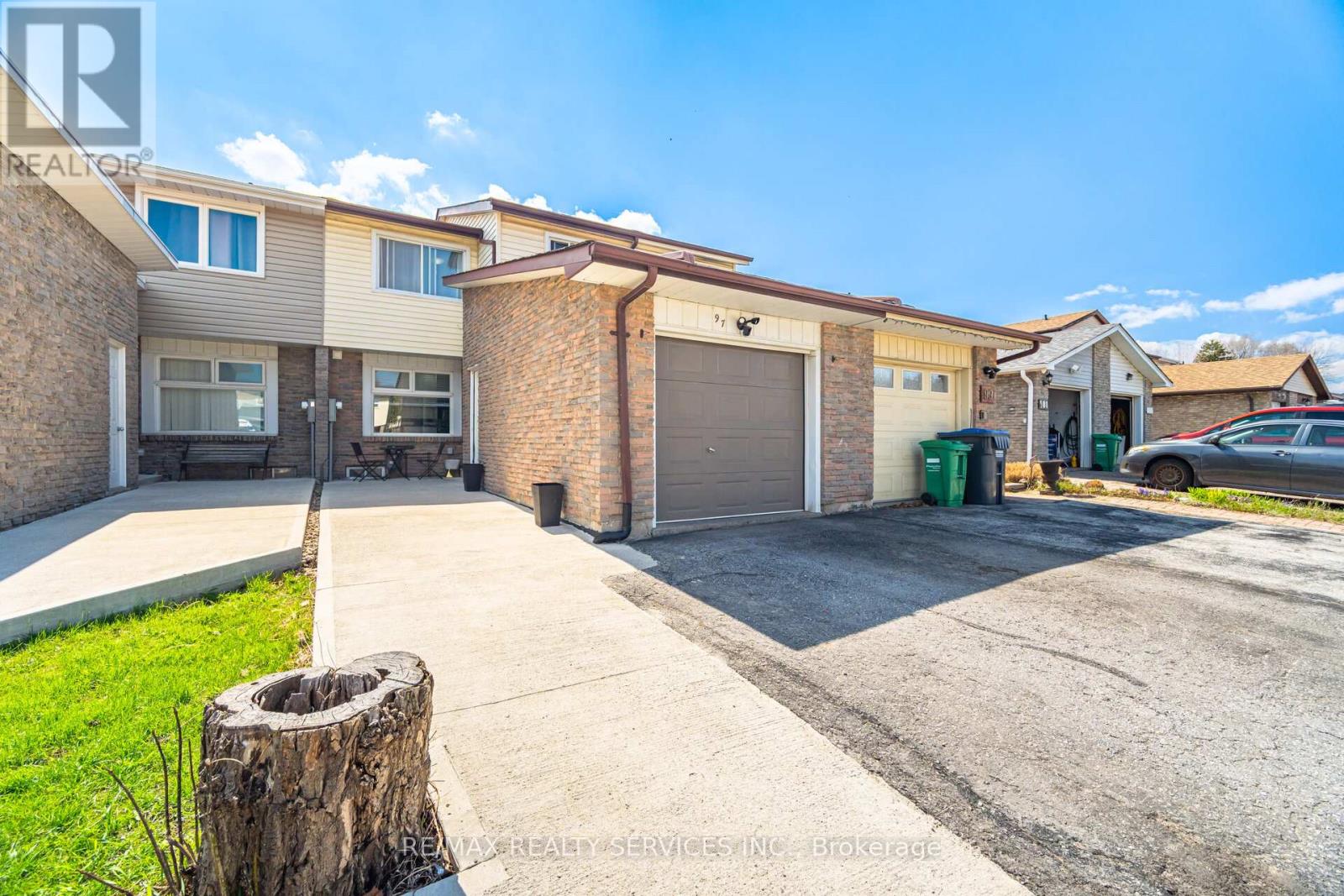 97 GREENE DRIVE, Brampton (Madoc), Ontario, L6V2P2 — Photo 2