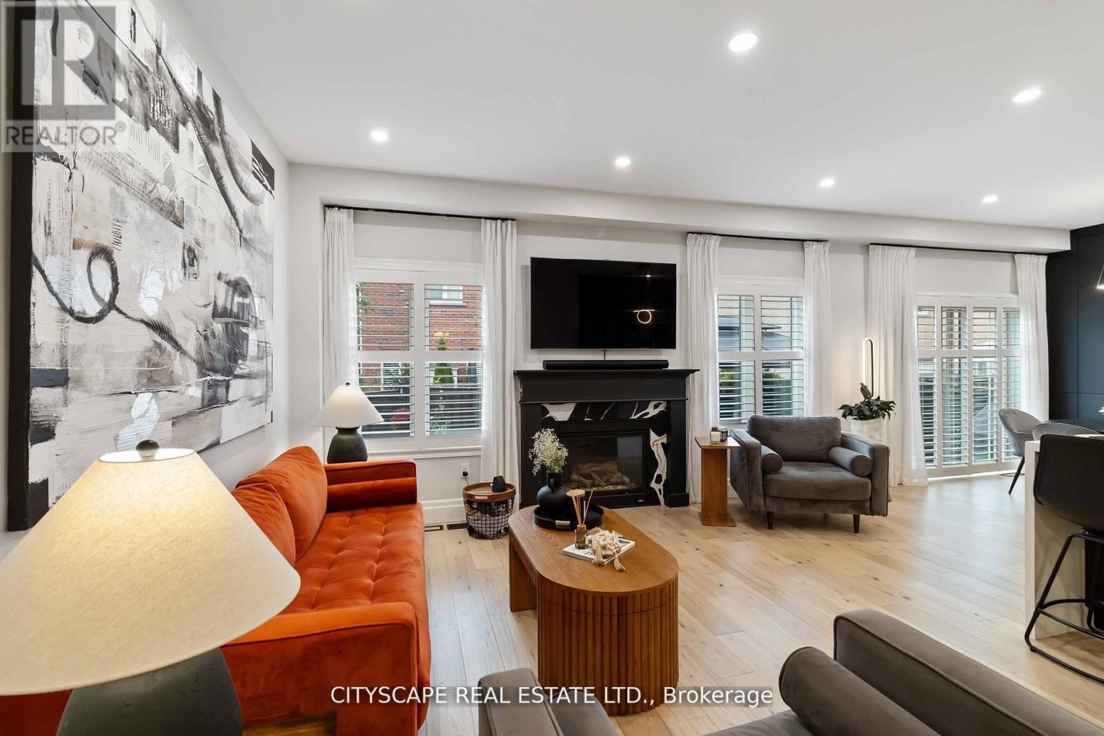 4269 VIVALDI ROAD, Burlington (Alton), Ontario, L7M0N4 — Photo 10