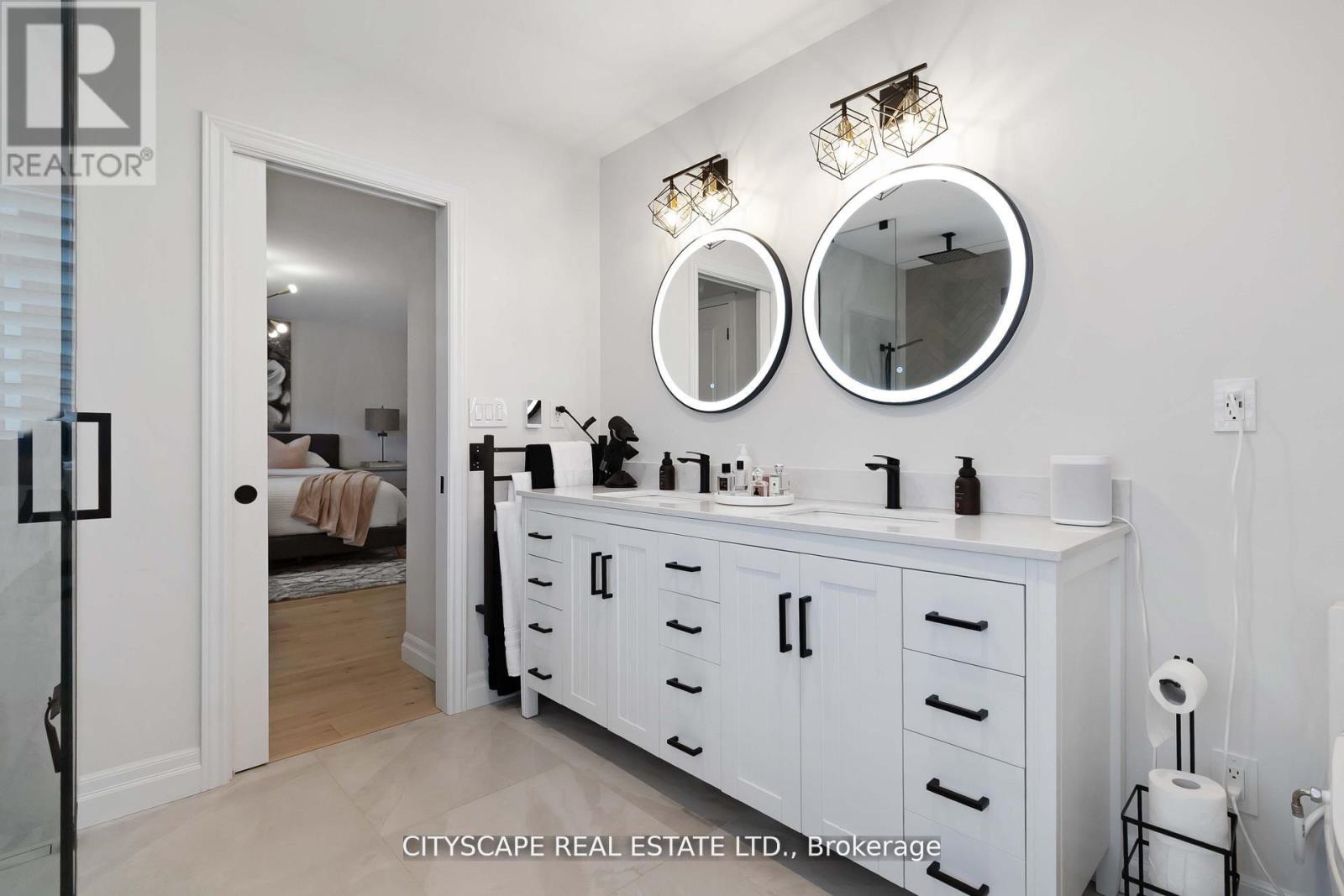 4269 VIVALDI ROAD, Burlington (Alton), Ontario, L7M0N4 — Photo 31