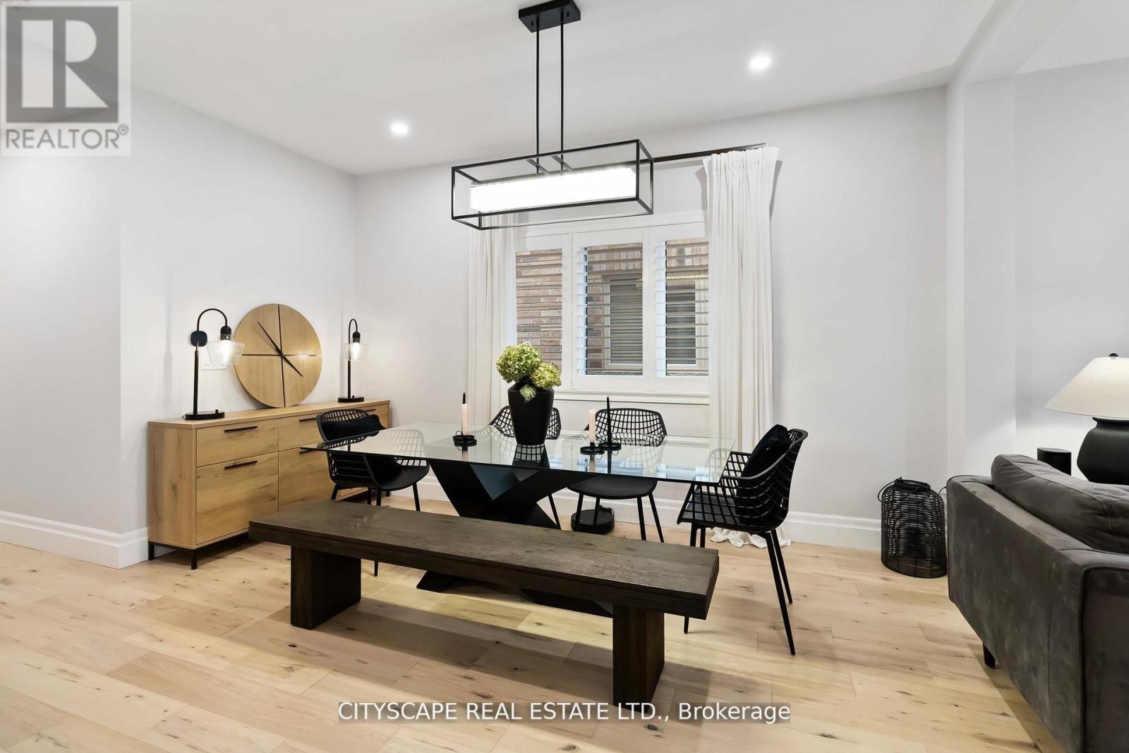 4269 VIVALDI ROAD, Burlington (Alton), Ontario, L7M0N4 — Photo 9