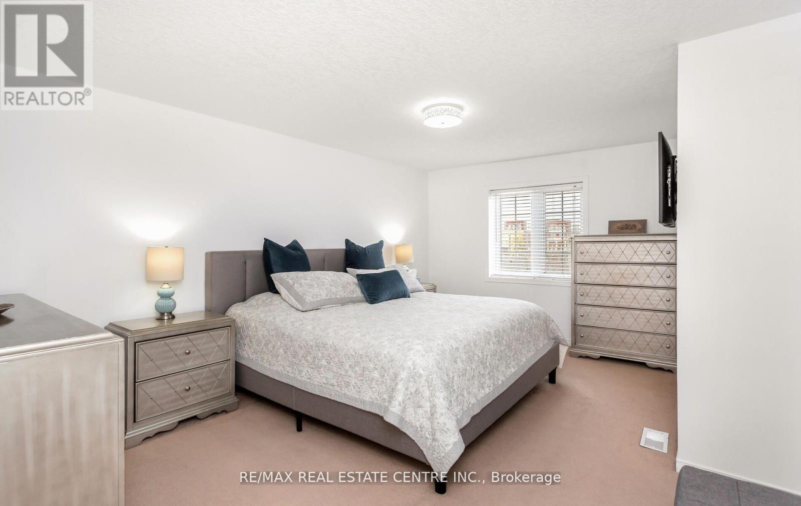 230 SOPHIA CRESCENT, Kitchener, Ontario, N2R1X8 — Photo 22