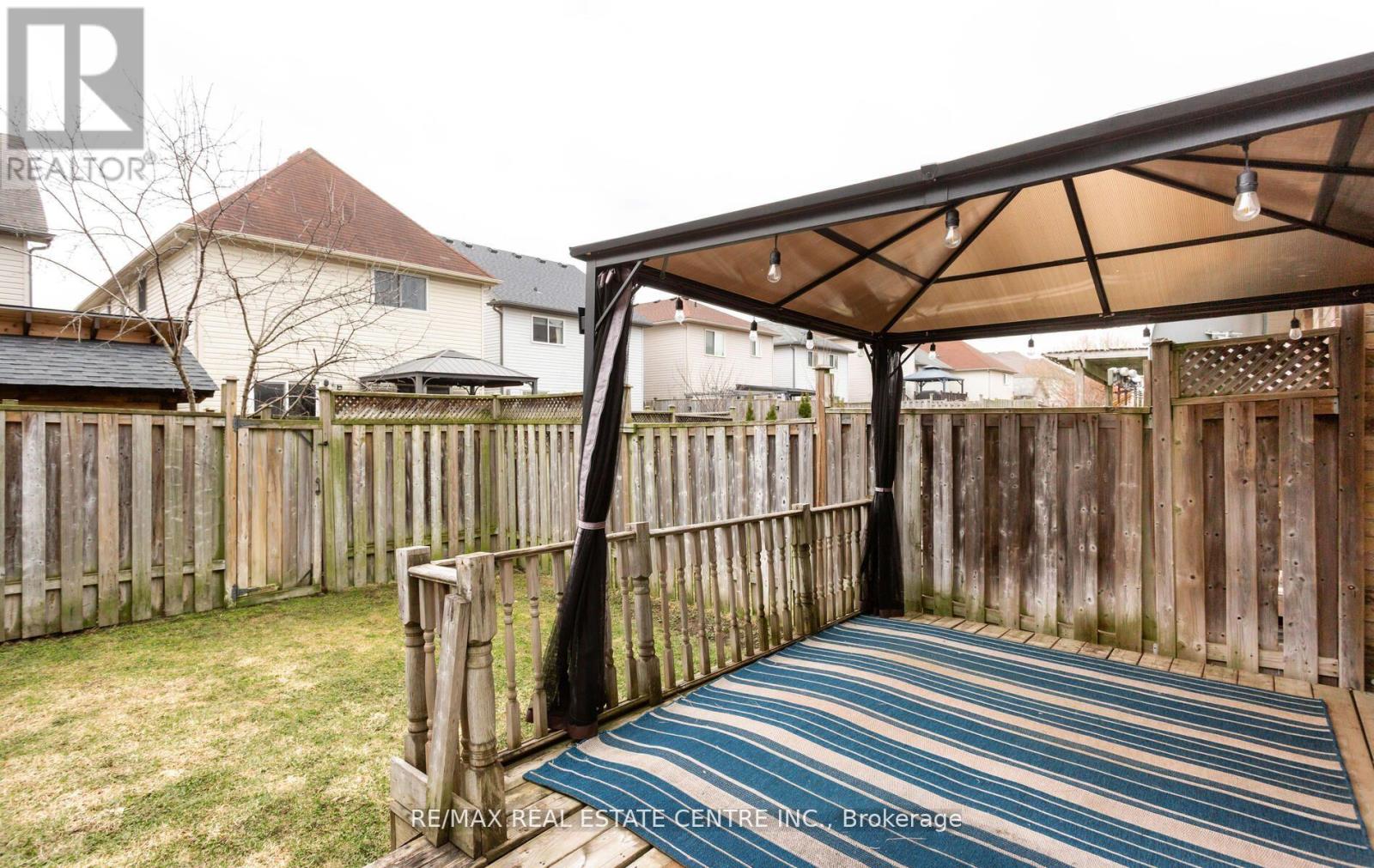 230 SOPHIA CRESCENT, Kitchener, Ontario, N2R1X8 — Photo 43