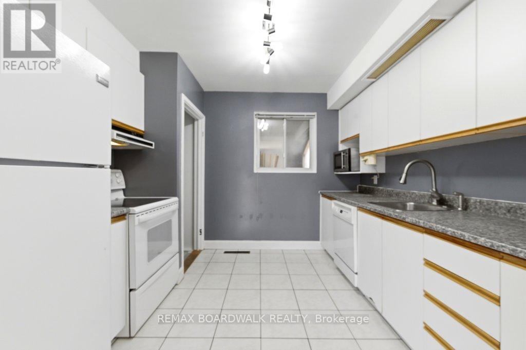 1279 ADIRONDACK DRIVE, Ottawa, Ontario, K2C2V7 — Photo 12