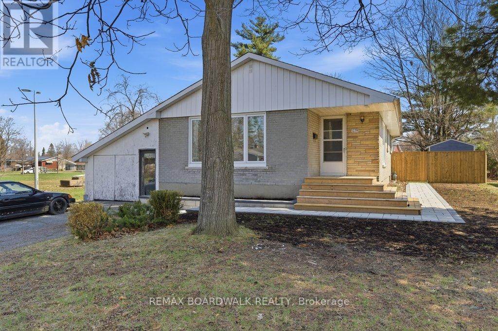 1279 ADIRONDACK DRIVE, Ottawa, Ontario, K2C2V7 — Photo 3