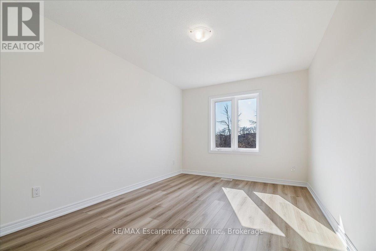 68 VALLEY TRAIL PLACE, Hamilton (Waterdown), Ontario, L8B2A2 — Photo 34