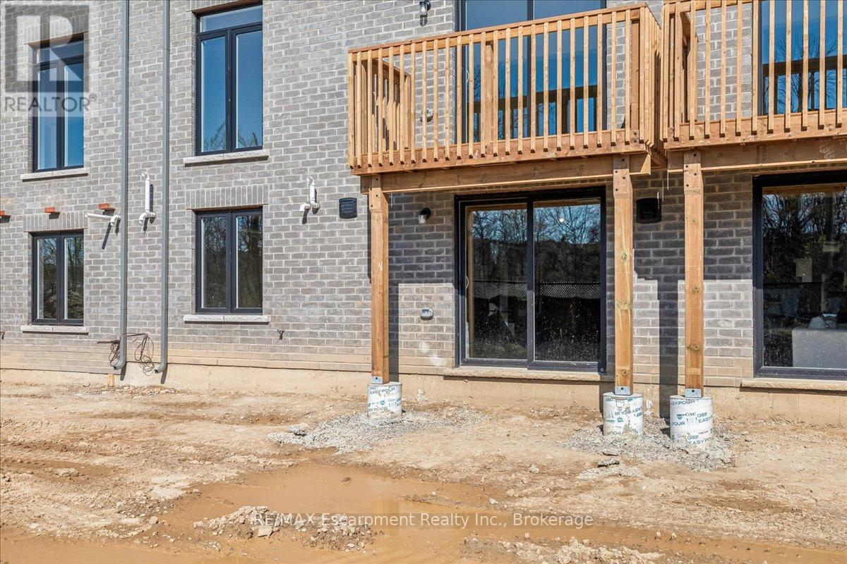 68 VALLEY TRAIL PLACE, Hamilton (Waterdown), Ontario, L8B2A2 — Photo 49