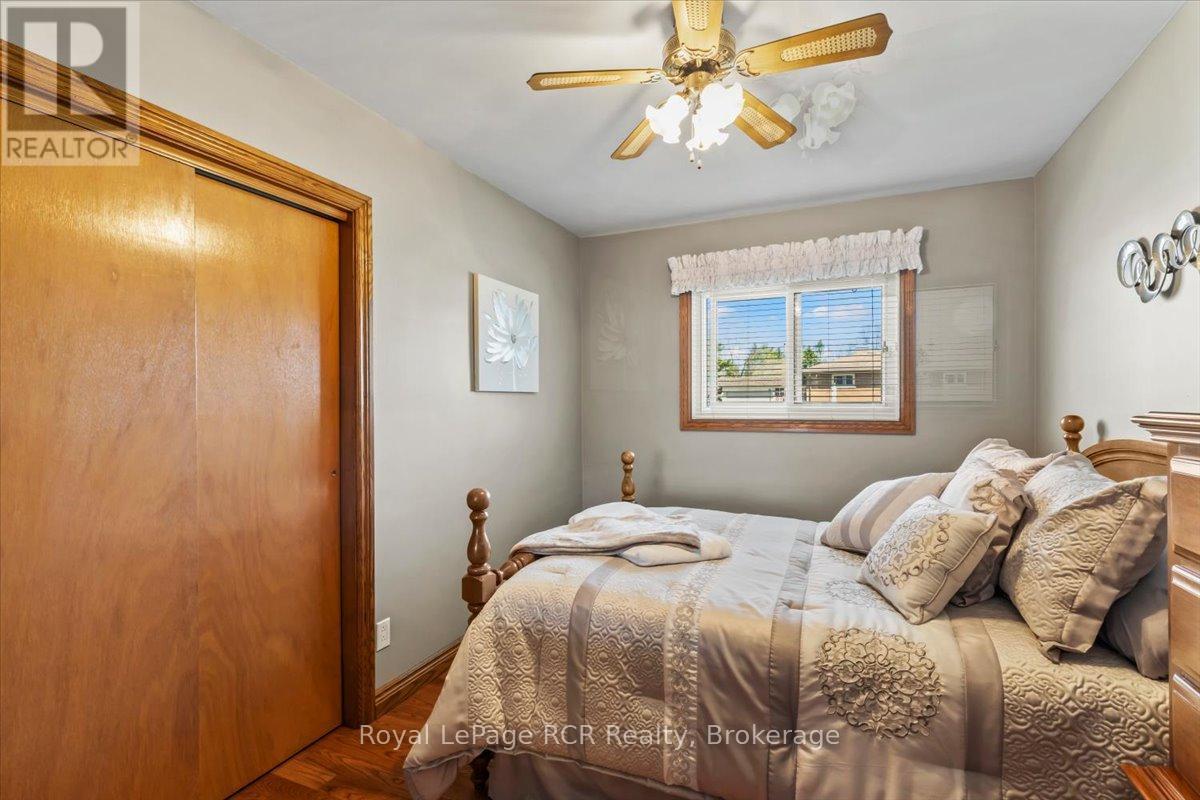 576 17TH AVENUE, Hanover, Ontario, N4N3A9 — Photo 15