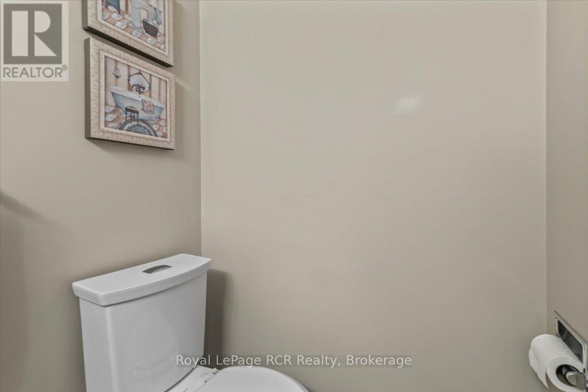 576 17TH AVENUE, Hanover, Ontario, N4N3A9 — Photo 28