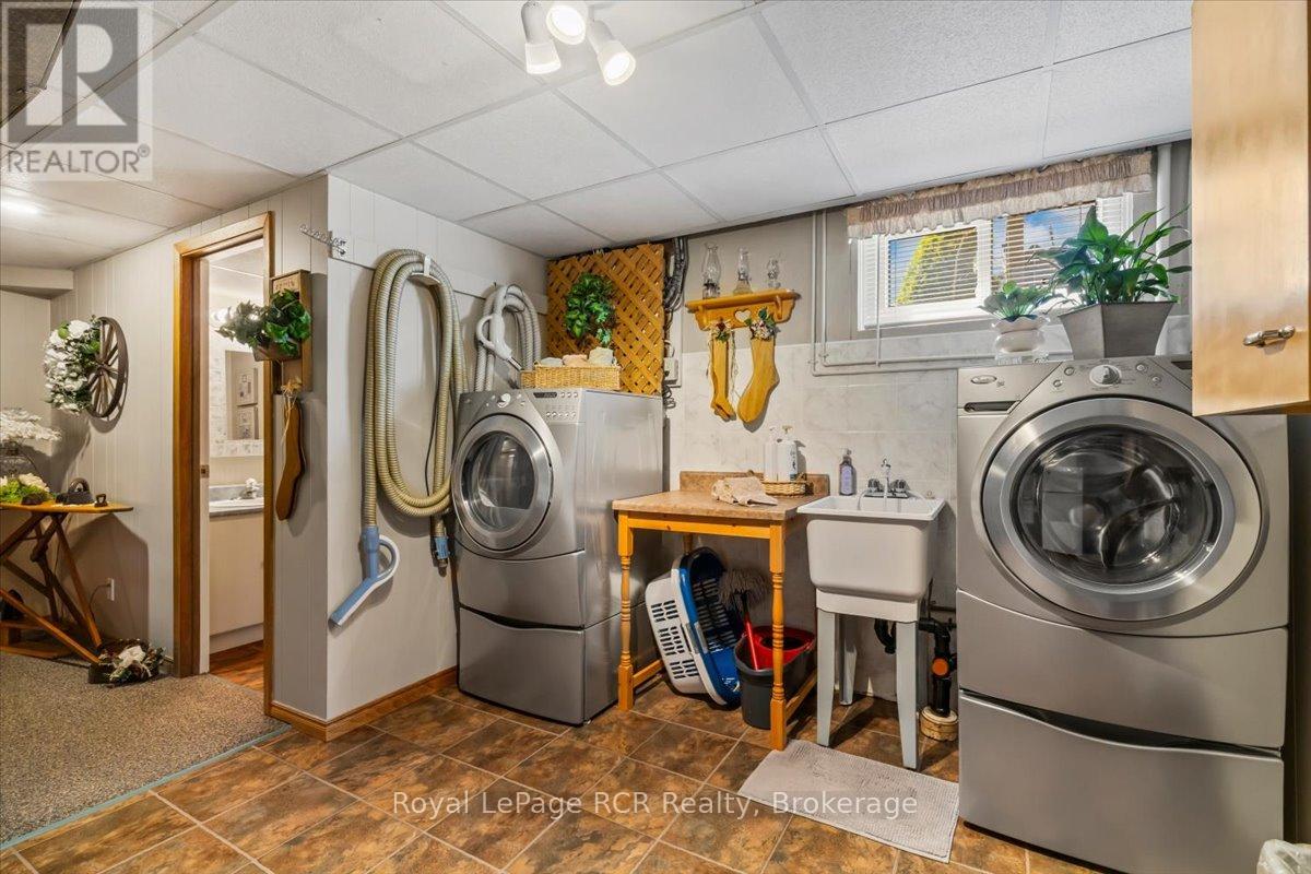 576 17TH AVENUE, Hanover, Ontario, N4N3A9 — Photo 29